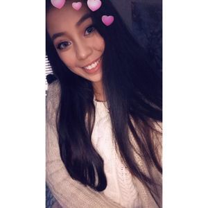 Meet your Posher, Sharmane